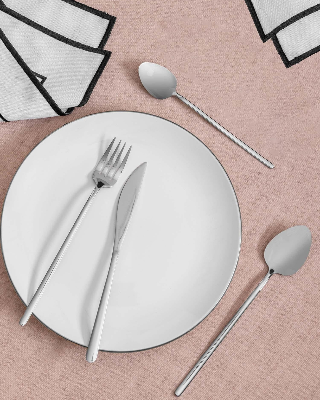 Giallo Stainless Steel 24 piece Cutlery Set